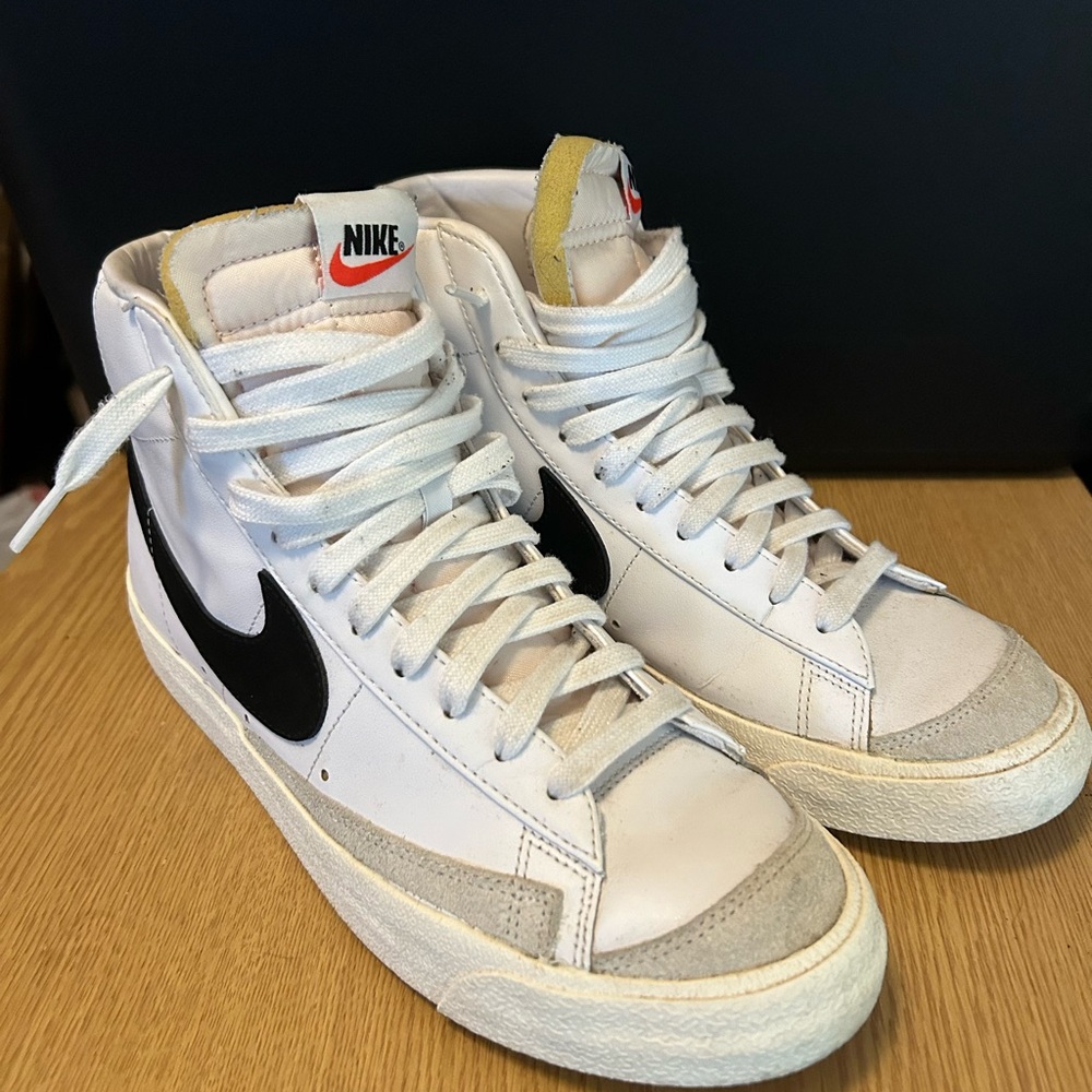 Nike High-Top Sneakers White Black